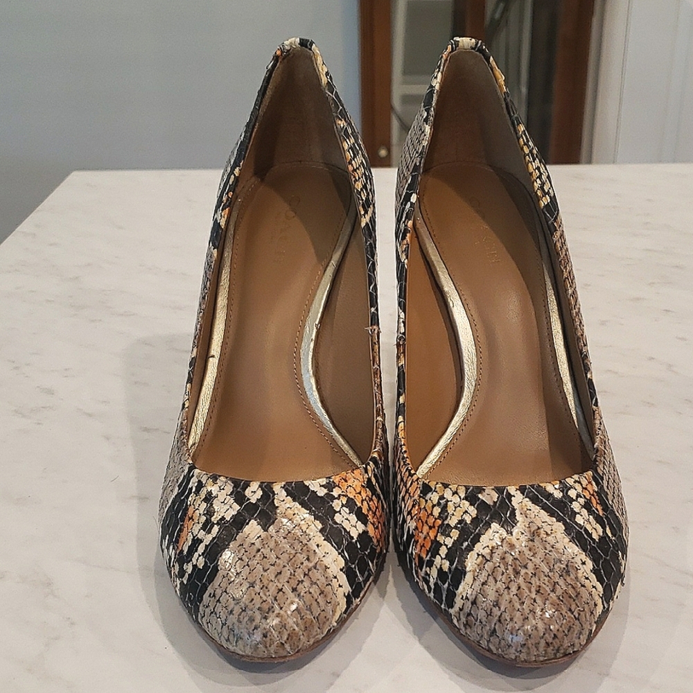 COACH Nala Snakeskin Pattern Leather Heels Size 7